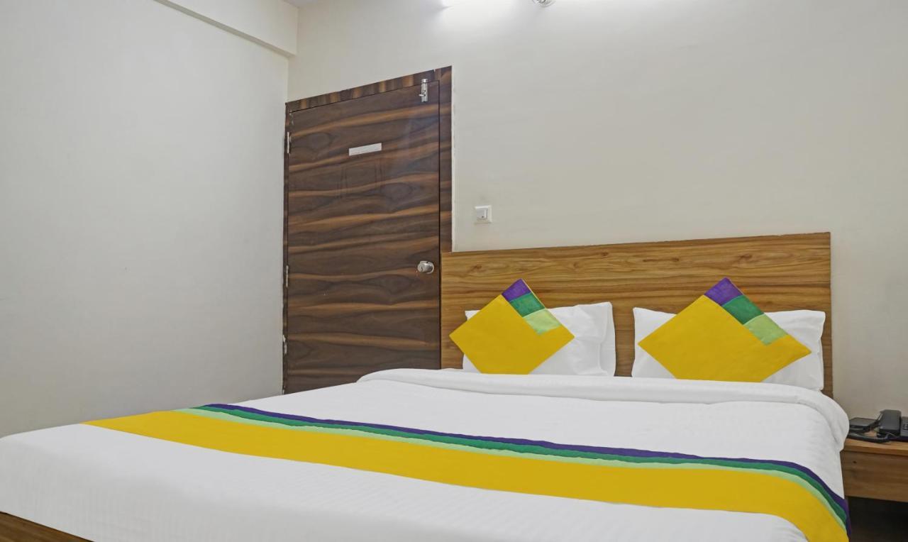 Itsy Hotels Ay Plus Hotels Kharadi Ngoại thất bức ảnh