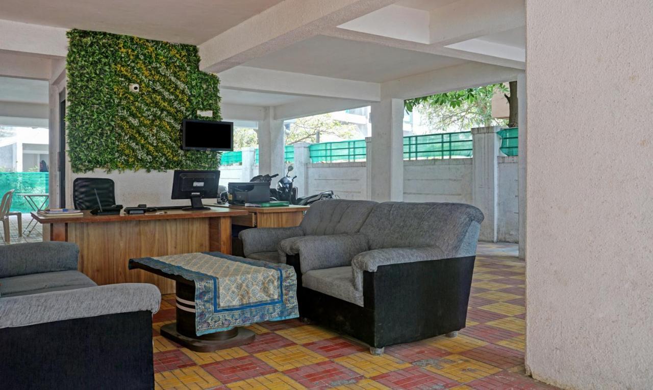 Itsy Hotels Ay Plus Hotels Kharadi Ngoại thất bức ảnh