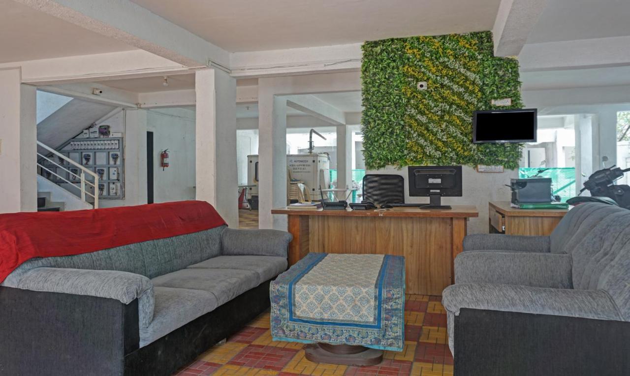 Itsy Hotels Ay Plus Hotels Kharadi Ngoại thất bức ảnh