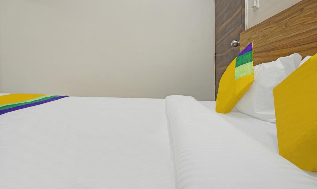 Itsy Hotels Ay Plus Hotels Kharadi Ngoại thất bức ảnh